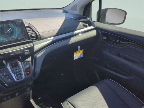 New 2026 Honda Odyssey Elite image 13