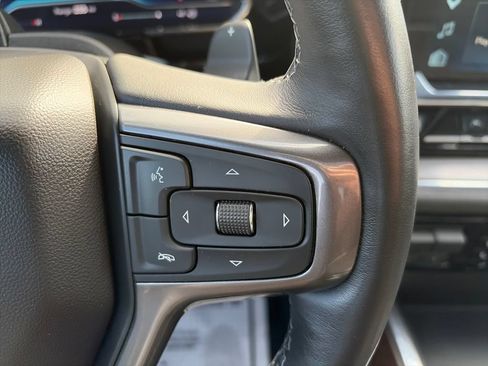 Used 2025 Chevrolet Silverado 1500 High Country w/ High Country Premium Package AWD/4WD image 13