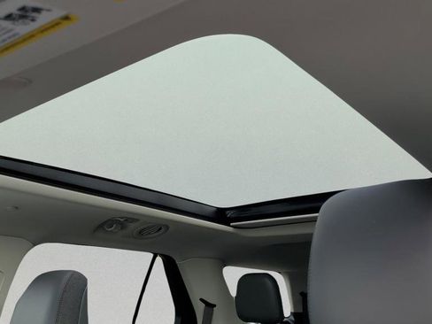 New 2026 Ford Explorer Active w/ Active Comfort Package image 34