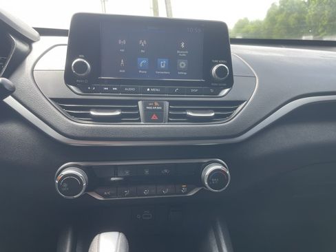 Used 2022 Nissan Altima 2.5 S FWD image 13