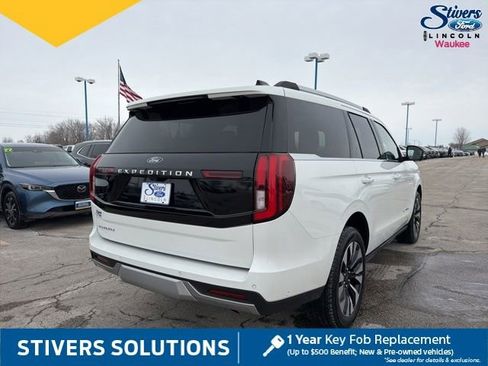 Certified 2025 Ford Expedition Platinum w/ Driver's Package image 5
