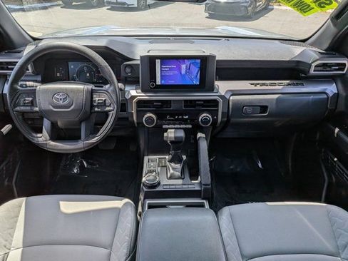 Used 2026 Toyota Tacoma SR5 AWD/4WD image 15