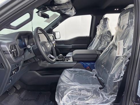 Used 2025 Ford F150 XLT w/ Equipment Group 301A Standard image 16