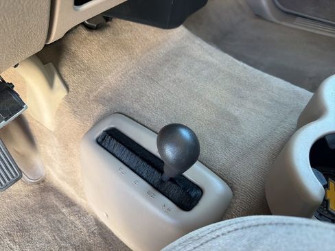 Used 2003 Chevrolet Silverado 2500 LS w/ Skid Plate Package image 23