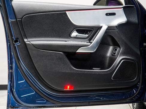 Used 2022 Mercedes-Benz A 220 image 35