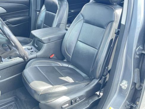 Certified 2019 Chevrolet Traverse LT w/ LT Premium Package AWD/4WD image 20