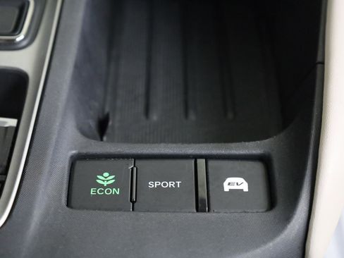 Used 2019 Honda Insight EX image 40