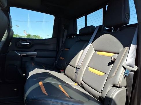 Used 2021 GMC Sierra 1500 AT4 w/ AT4 Value Package AWD/4WD image 19