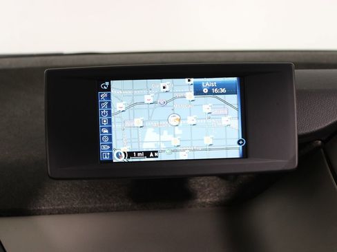 Used 2017 BMW i3 w/ Range Extender image 18