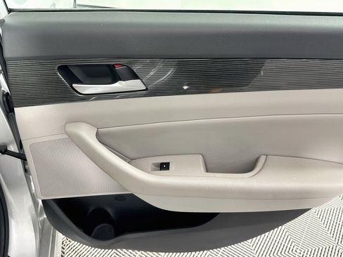 Used 2019 Hyundai Sonata Limited FWD image 26