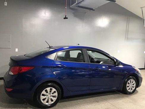 Used 2015 Hyundai Accent GLS w/ Option Group 02 FWD image 3