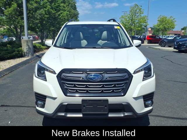 Used 2023 Subaru Forester Limited AWD/4WD image 2