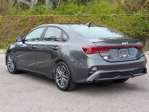 Used 2022 Kia Forte GT-Line w/ GT-Line Premium Package image 3