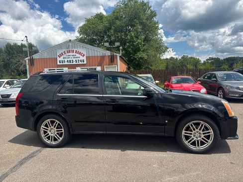 Used 2009 Cadillac SRX AWD V8 w/ Third Row Seating Package image 4