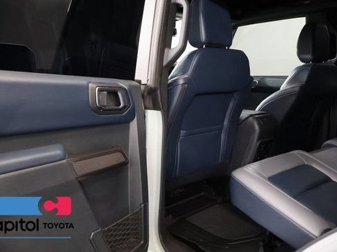 Used 2024 Ford Bronco Outer Banks AWD/4WD image 29