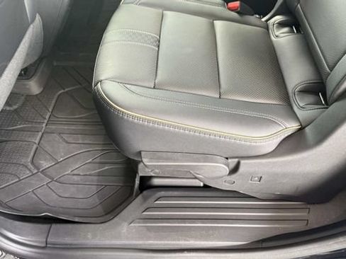 Used 2026 Chevrolet Traverse High Country AWD/4WD image 59