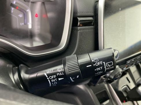 Used 2021 Honda CR-V EX image 18