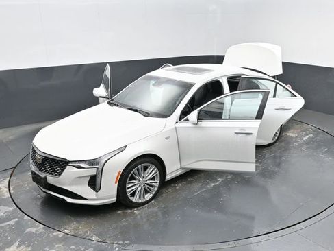 Used 2021 Cadillac CT4 Premium Luxury image 28