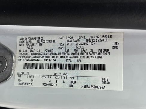 Used 2020 Ford Escape SE image 39