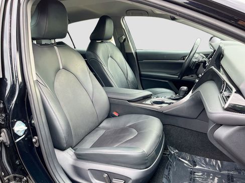 Used 2024 Toyota Camry XSE image 29