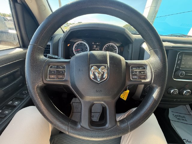 Used 2015 RAM 1500 Express AWD/4WD image 23