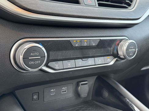 Used 2024 Nissan Altima 2.5 SL image 18