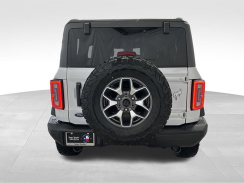 Used 2023 Ford Bronco Badlands AWD/4WD image 7