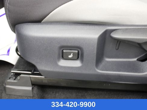 Used 2025 Toyota Tacoma TRD Sport image 17