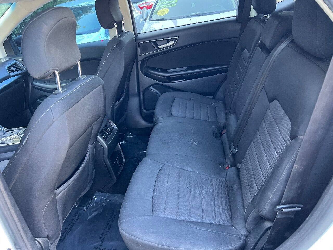 Used 2015 Ford Edge SE FWD image 14