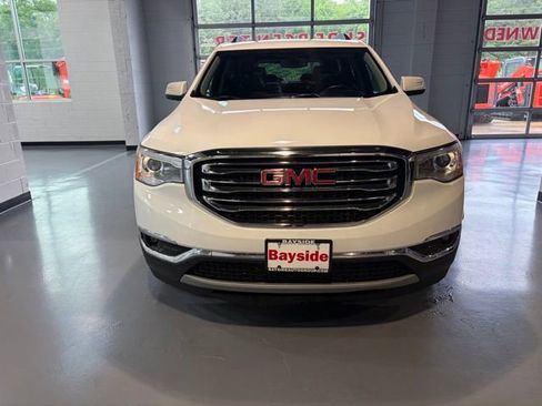Used 2017 GMC Acadia SLT FWD image 4