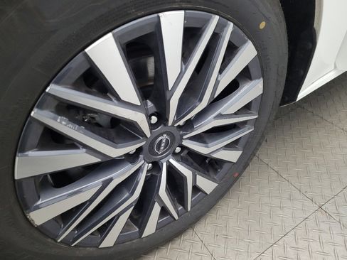 Used 2023 Nissan Altima 2.5 SV image 31