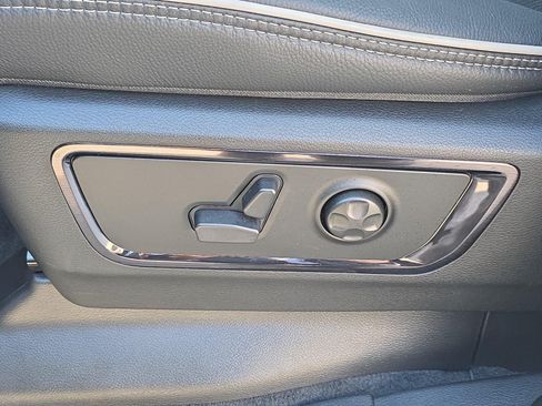 New 2026 RAM 1500 Limited AWD/4WD image 15