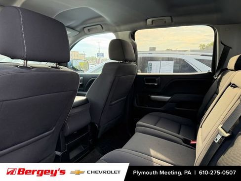 Used 2018 Chevrolet Silverado 1500 LT w/ All Star Edition AWD/4WD image 5