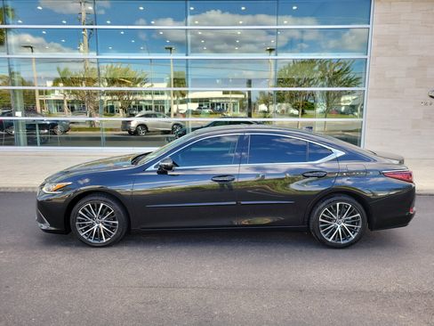 Used 2022 Lexus ES 350 w/ Premium Package image 7