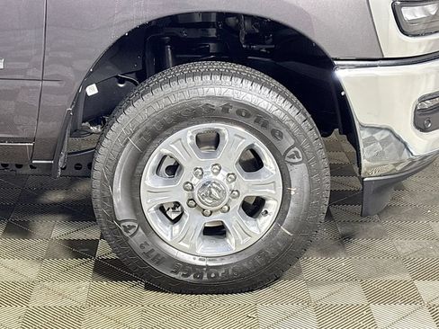 New 2026 RAM 2500 Big Horn AWD/4WD image 23