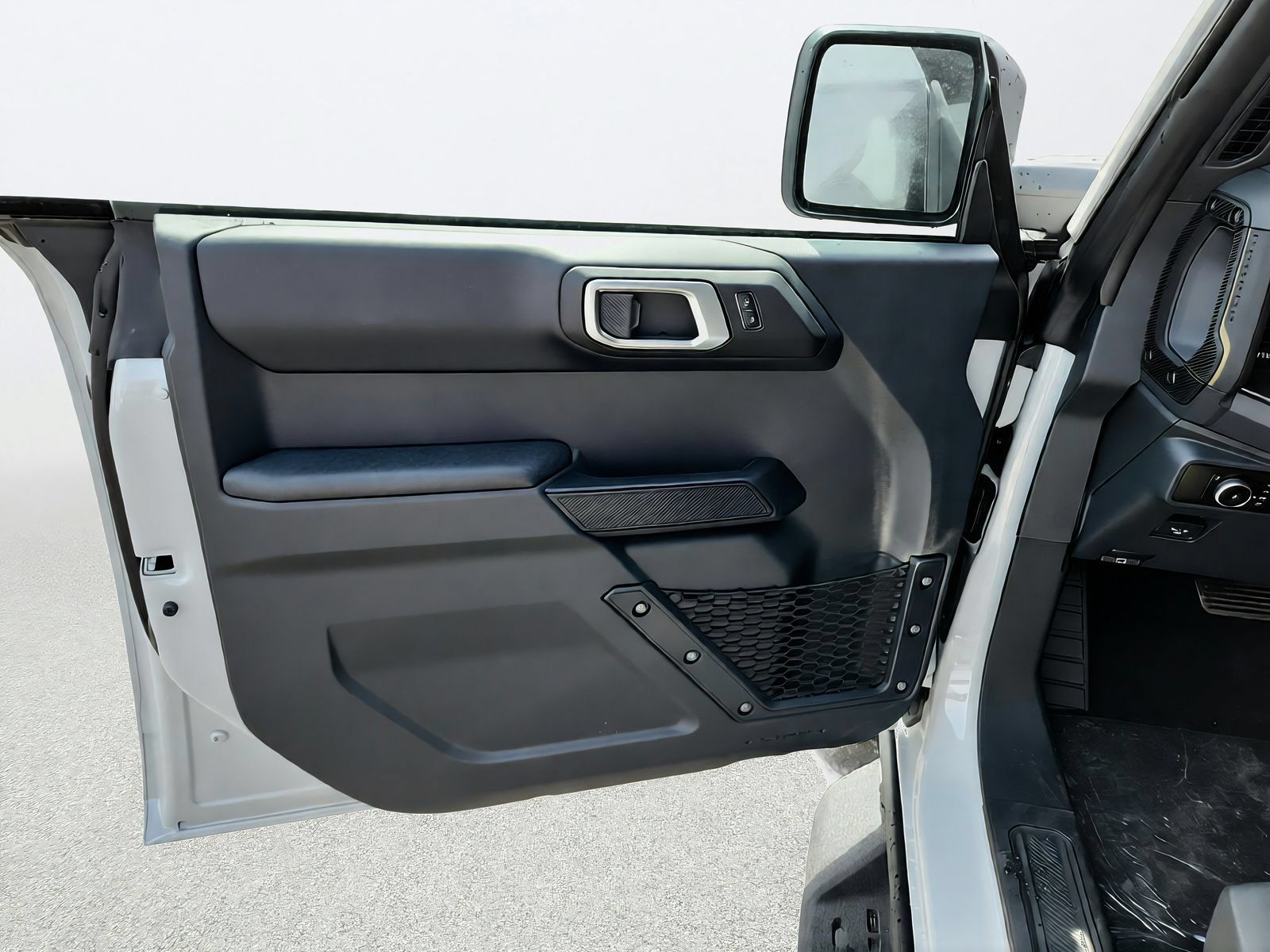 New 2026 Ford Bronco Badlands AWD/4WD image 24