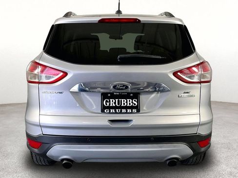 Used 2016 Ford Escape SE w/ SE Chrome Package FWD image 6