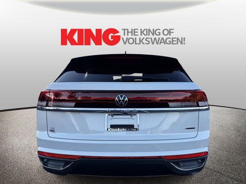 New 2026 Volkswagen Atlas Cross Sport SE image 4