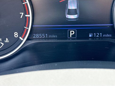 Used 2023 Nissan Altima 2.5 SL AWD/4WD image 12
