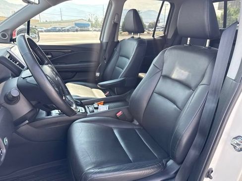 Used 2018 Honda Ridgeline RTL-E image 12