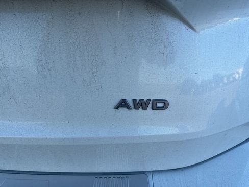 Used 2025 Nissan Rogue SV image 7