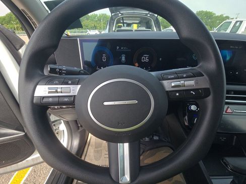 Used 2026 Hyundai Tucson SEL FWD image 8