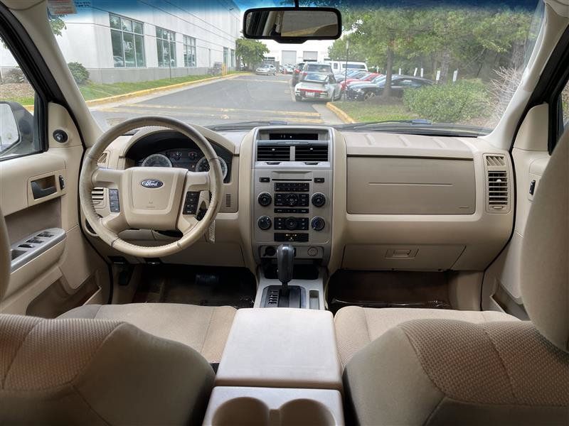 Used 2010 Ford Escape XLT FWD image 21