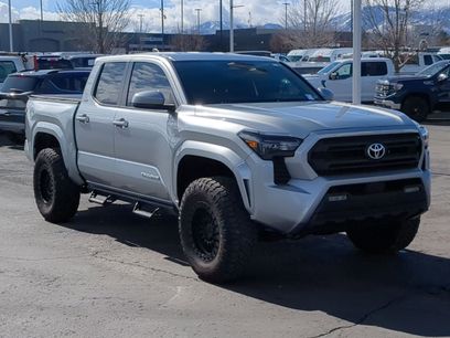 Used 2025 Toyota Tacoma SR5