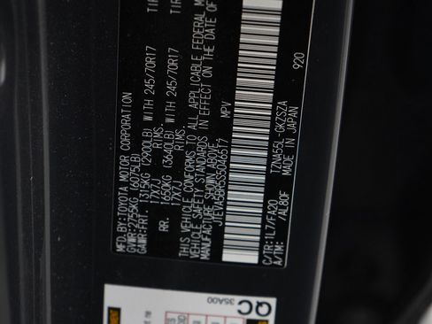 Used 2025 Toyota 4Runner SR5 image 28