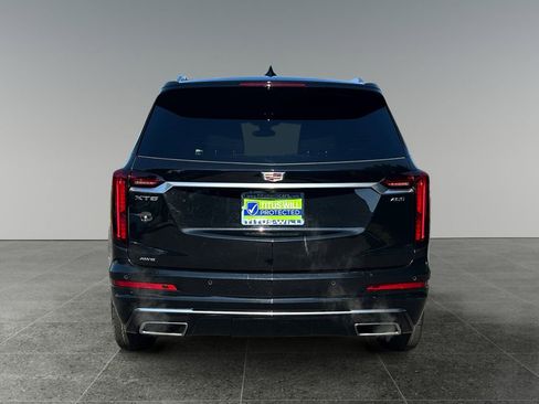 Used 2024 Cadillac XT6 Premium Luxury image 6