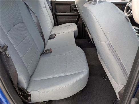 Used 2019 RAM 1500 Express image 19