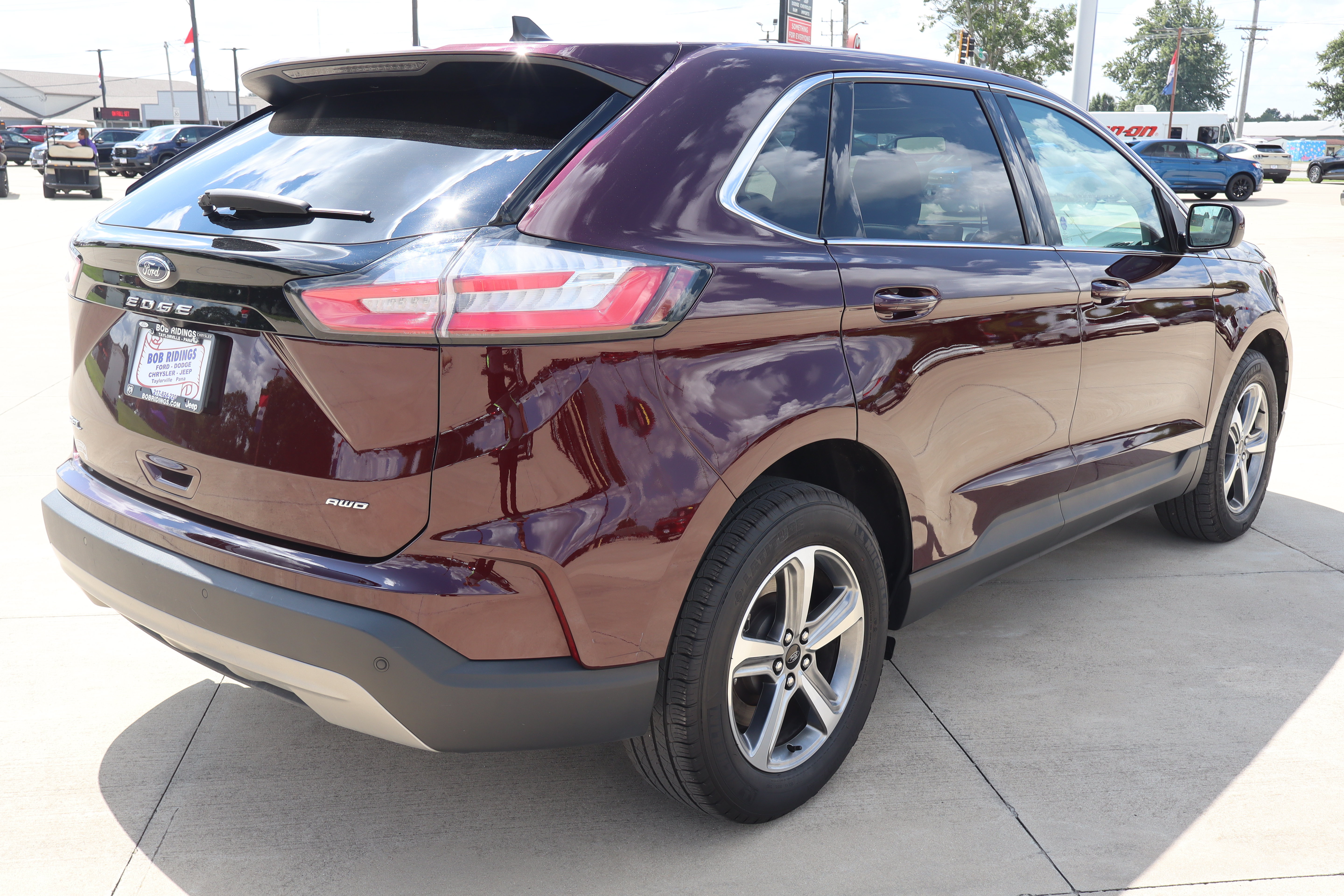 Used 2024 Ford Edge SEL w/ Convenience Package AWD/4WD image 5
