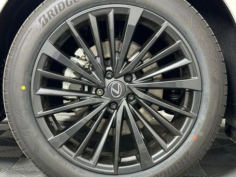 New 2026 Lexus RX 450h AWD image 14