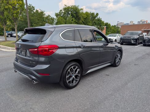 Used 2020 BMW X1 xDrive28i w/ Convenience Package AWD/4WD image 3
